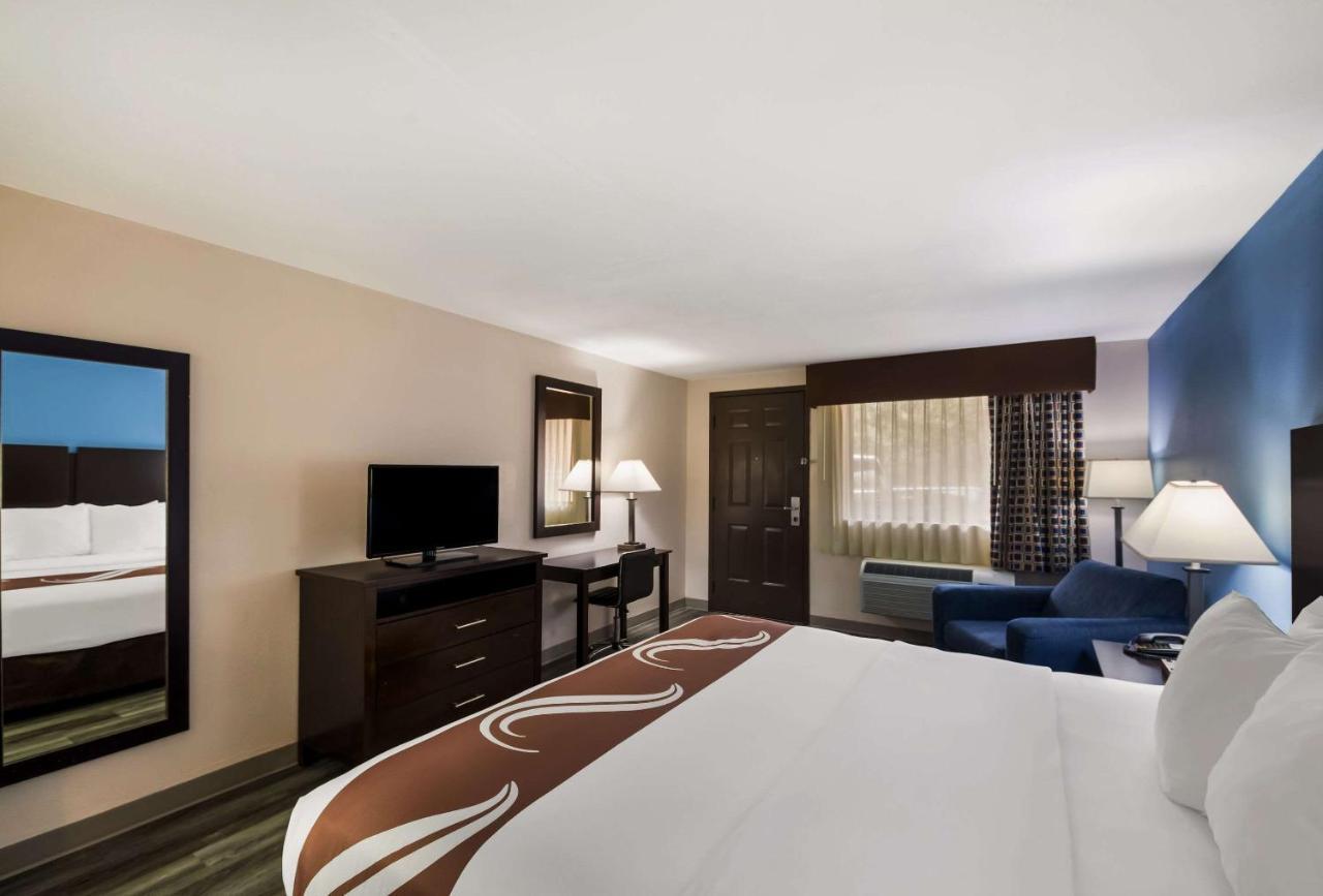 Quality Inn & Suites Раунд Рок Екстериор снимка