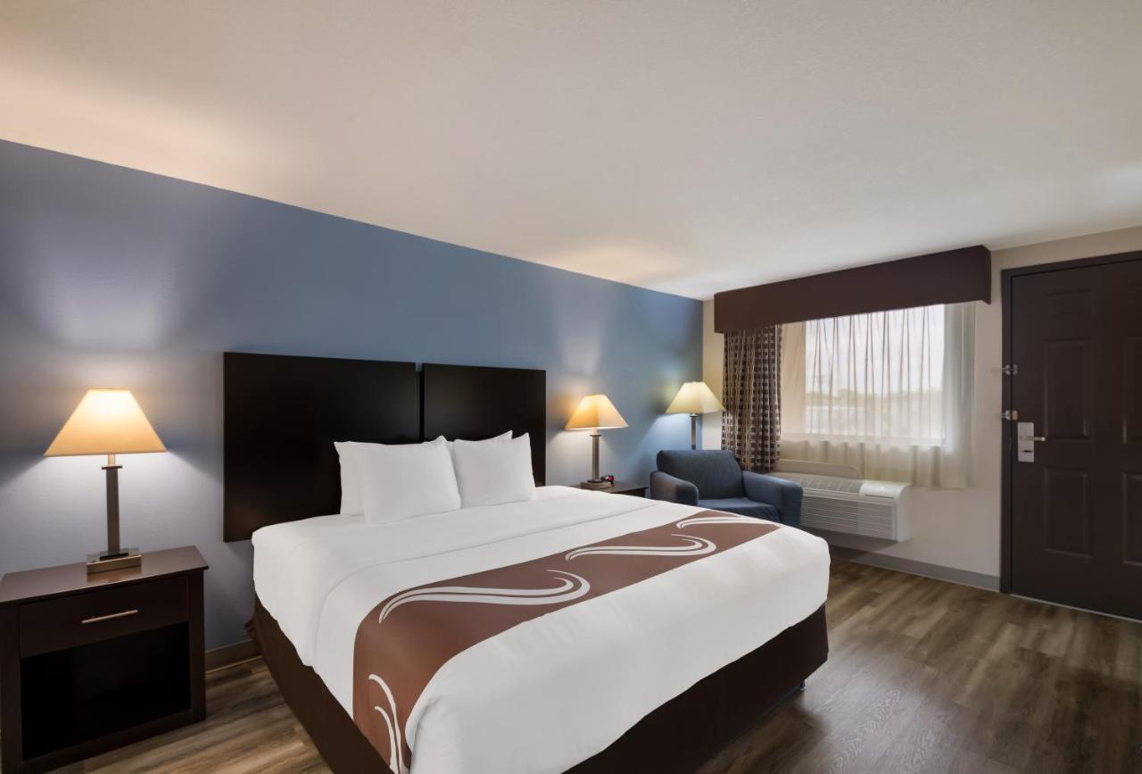 Quality Inn & Suites Раунд Рок Екстериор снимка