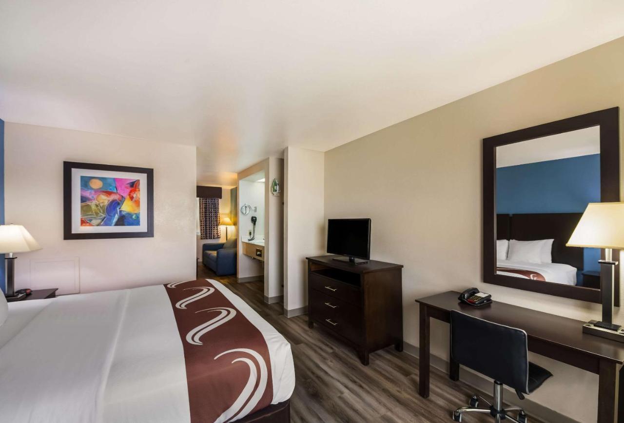 Quality Inn & Suites Раунд Рок Екстериор снимка