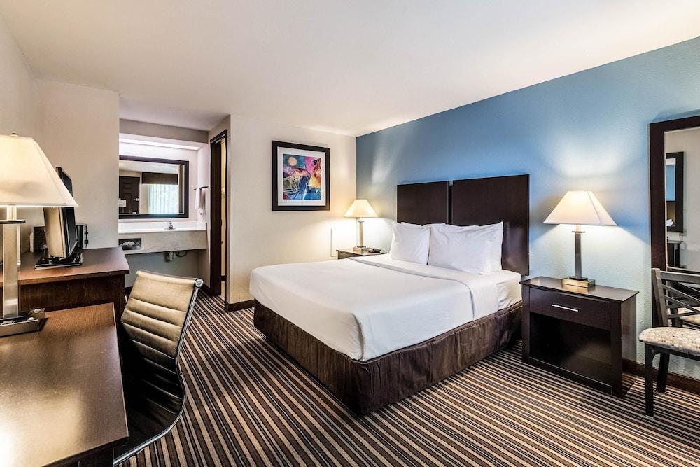 Quality Inn & Suites Раунд Рок Екстериор снимка