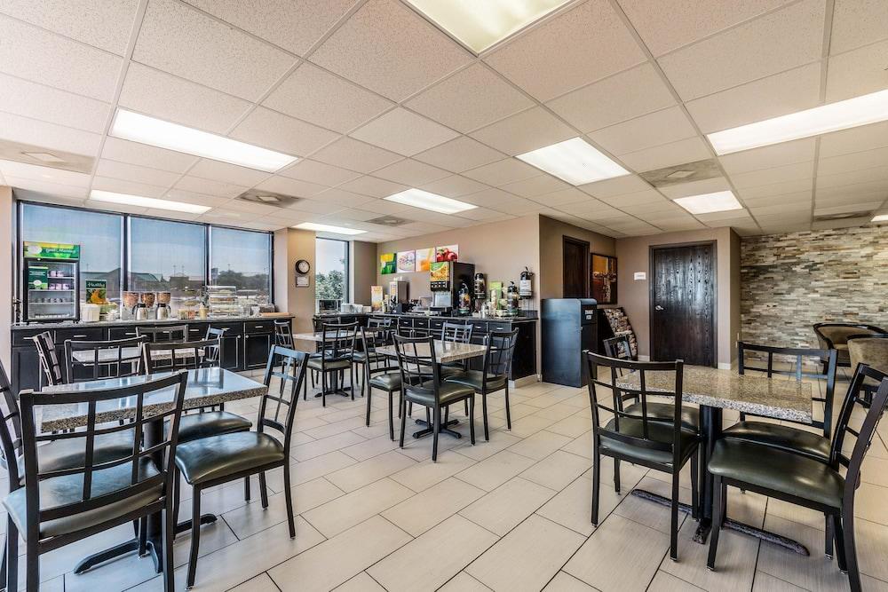 Quality Inn & Suites Раунд Рок Екстериор снимка